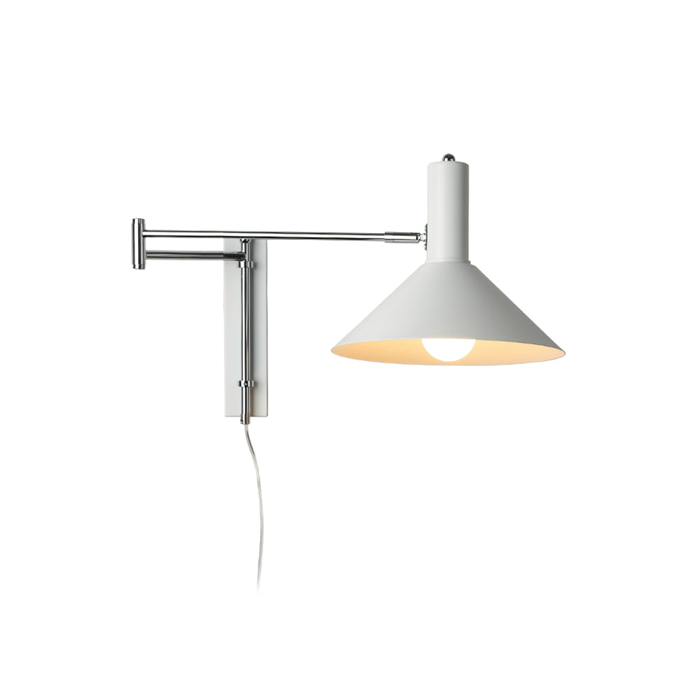 Vägglampa för minimalistiskt kontor