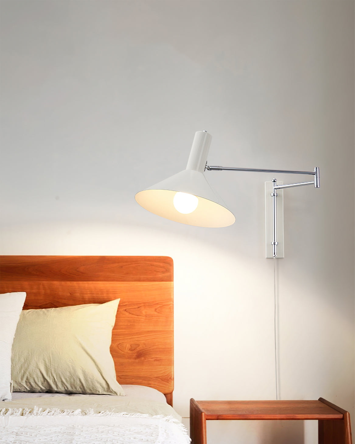 Vägglampa för minimalistiskt kontor