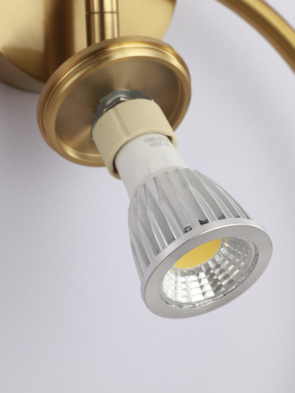 Justerbar vägglampa