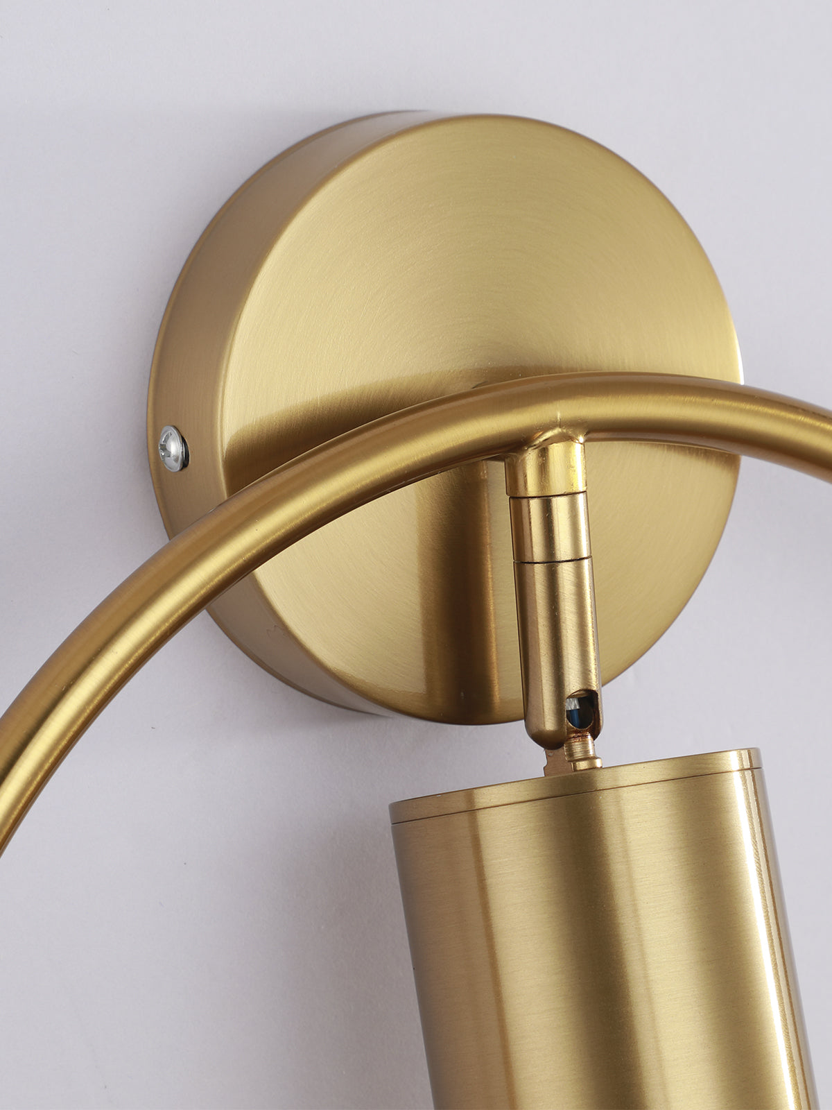 Justerbar vägglampa