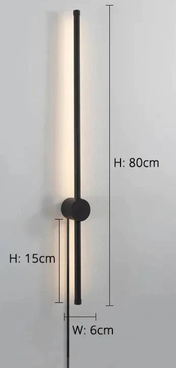 Nordisk vägglampa med stickpropp