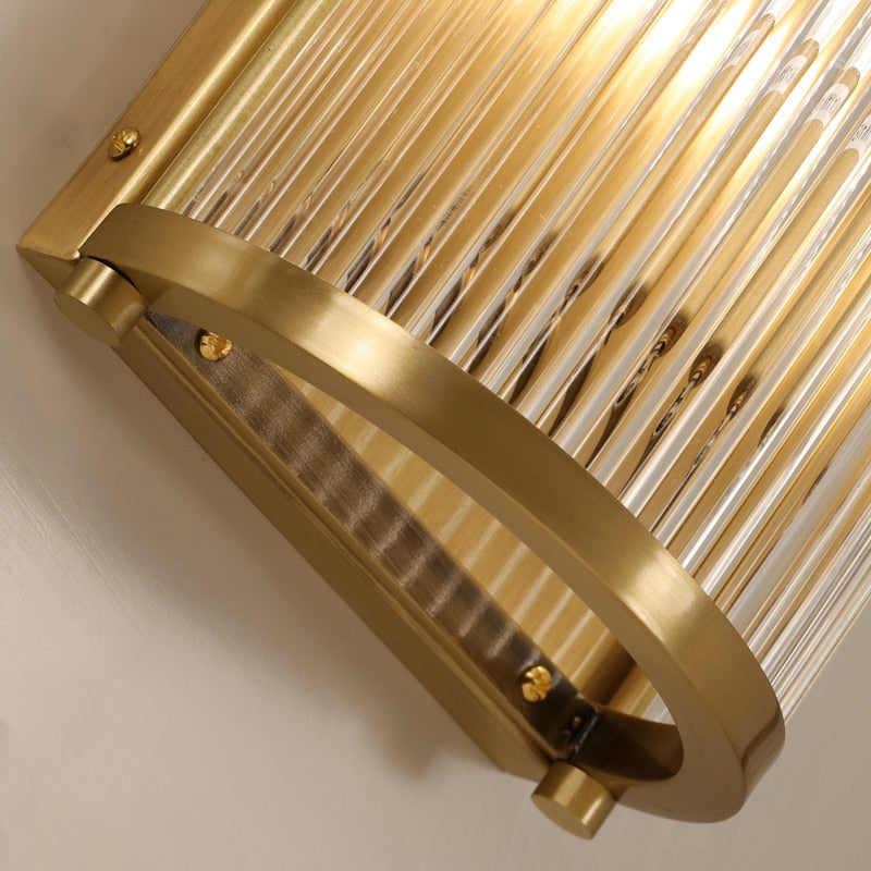 Modern vägglampa i kopparplätering