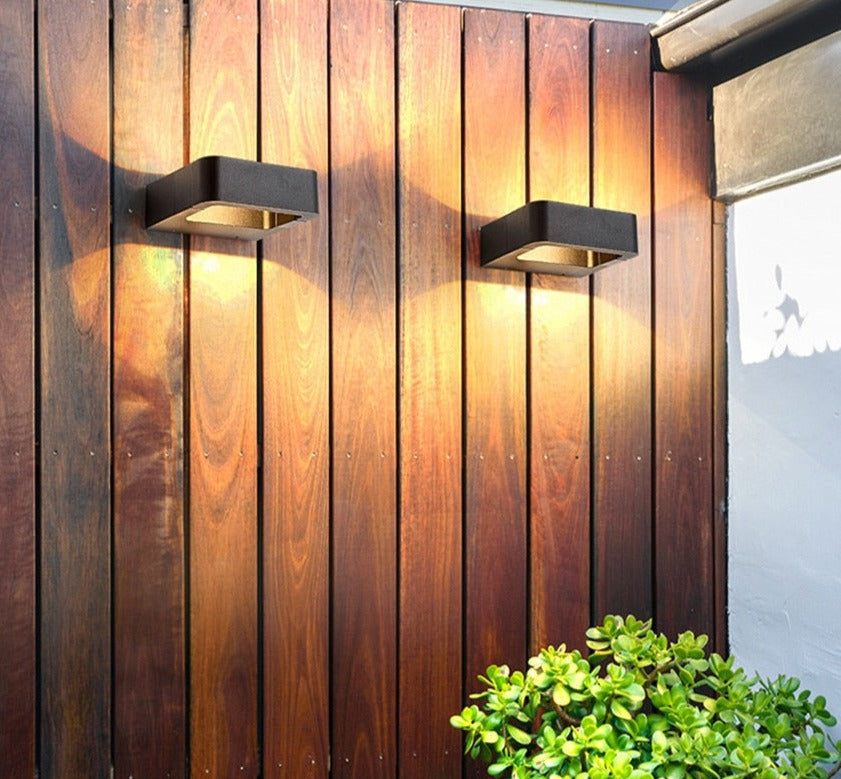 Down-Up Vattentät vägglampa