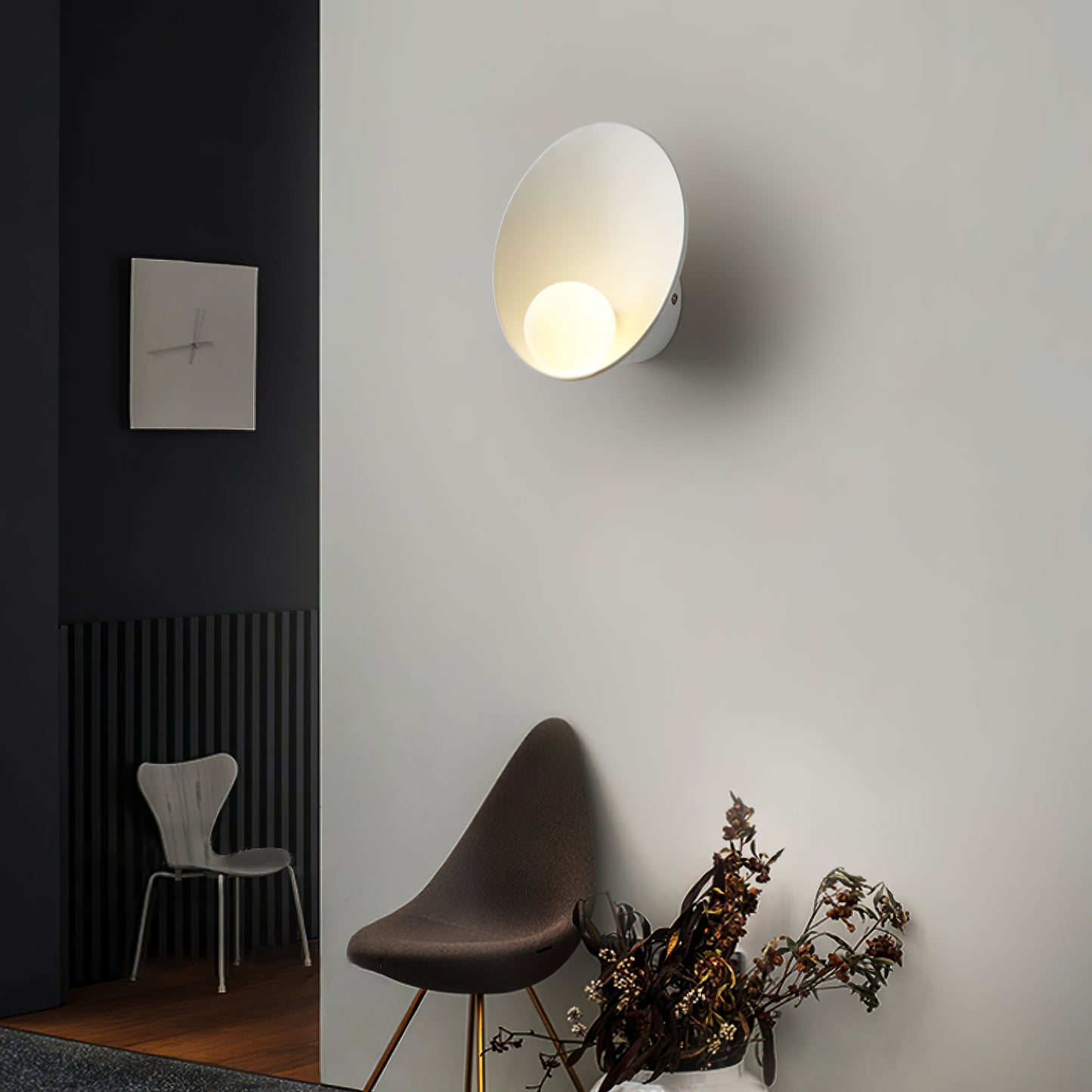 Rund nordisk vägglampa