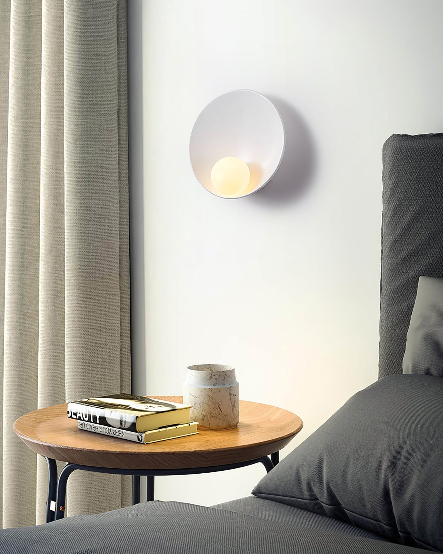 Rund nordisk vägglampa