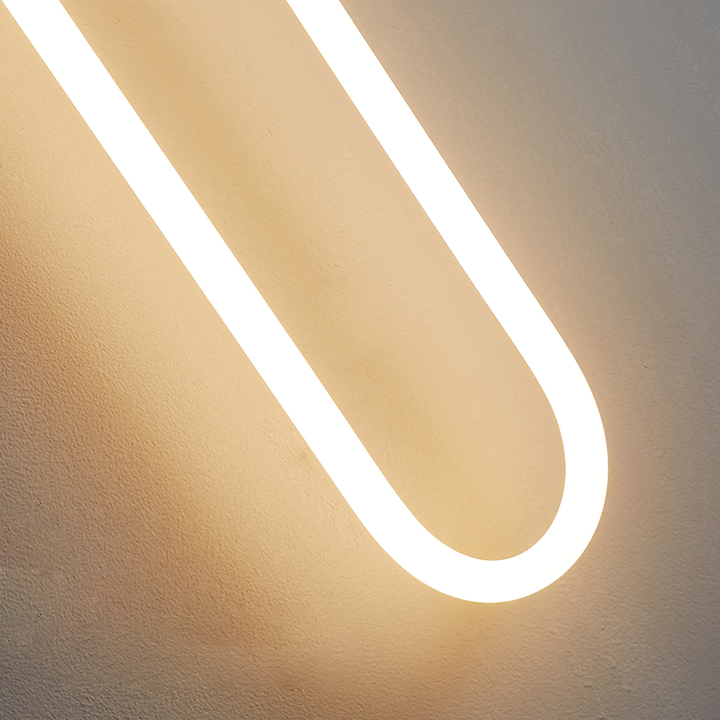 Nordisk oval vägglampa