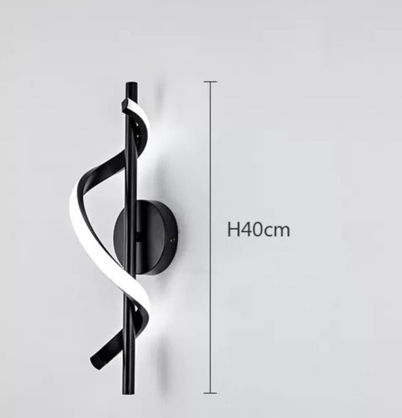 Modern spiralformad led-vägglampa
