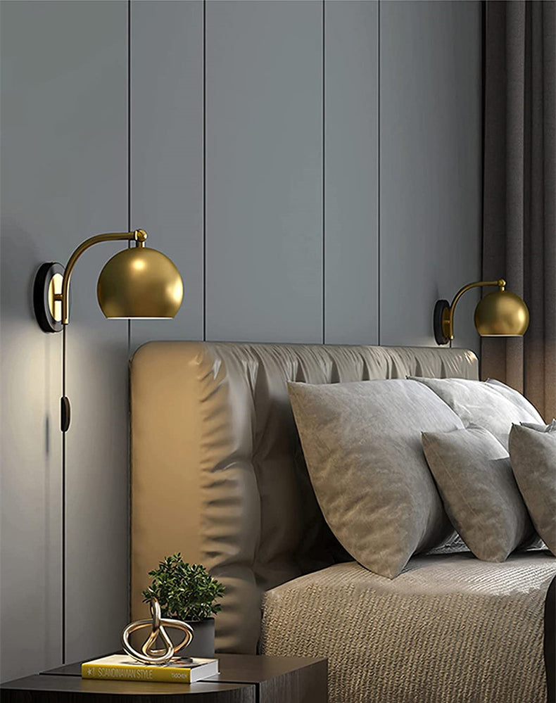 Vintage vägglampa med stickpropp