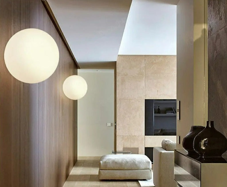 MODERNE vägglampa i frostat glas