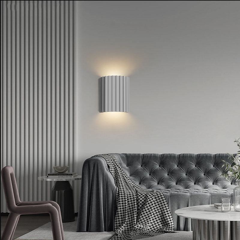 Vägglampa för sängbord