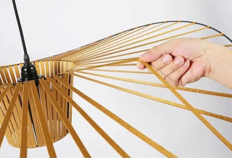 Vintage taklampa med hatt