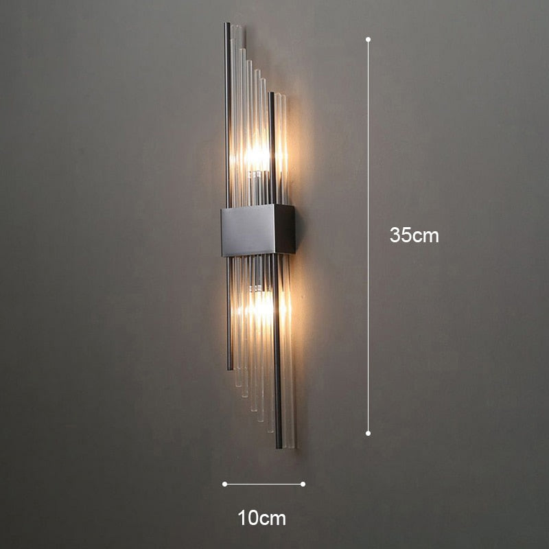 Vägglampa i guldkristall