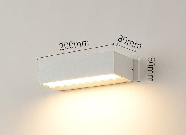 Vägglampa Luxely Gardens