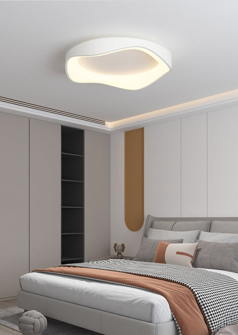 Lyxig ljuskrona med kreativ konst