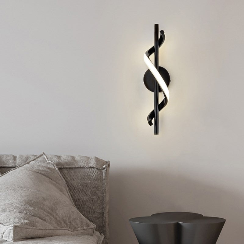 Modern spiralformad led-vägglampa