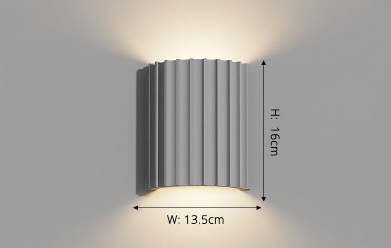Vägglampa för sängbord