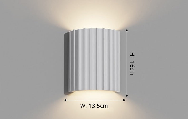 Vägglampa för sängbord
