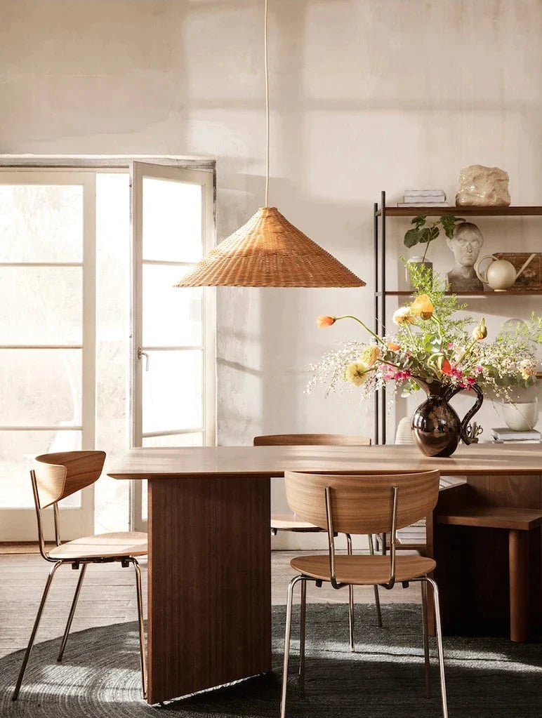 Ljuskrona i bambu och rotting