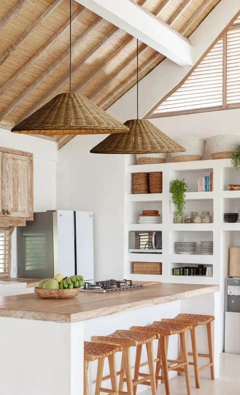 Ljuskrona i bambu och rotting