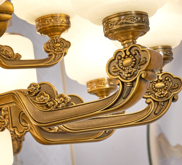 Ljuskrona i naturlig jade