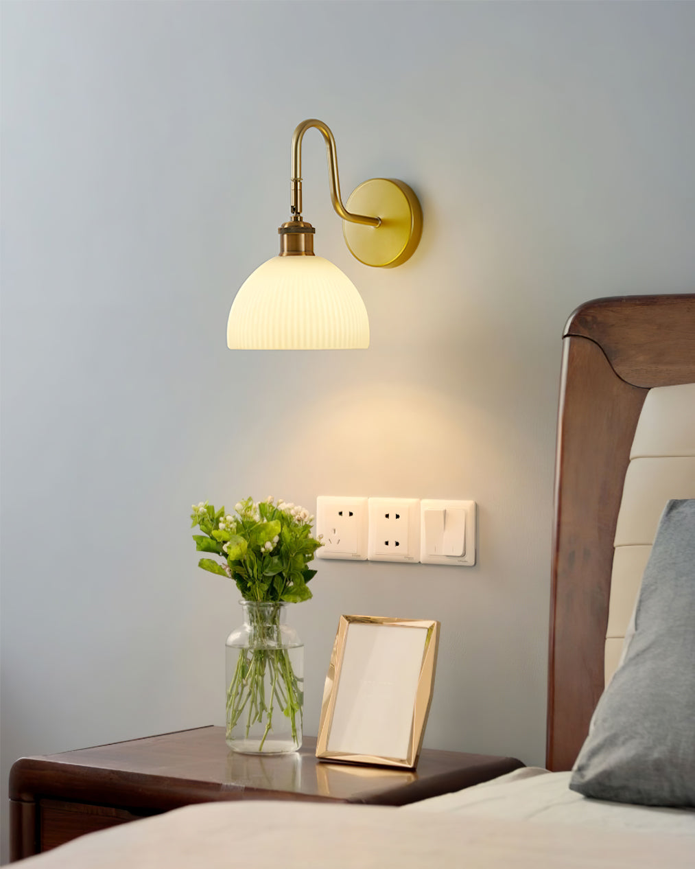 Klassisk vägglampa
