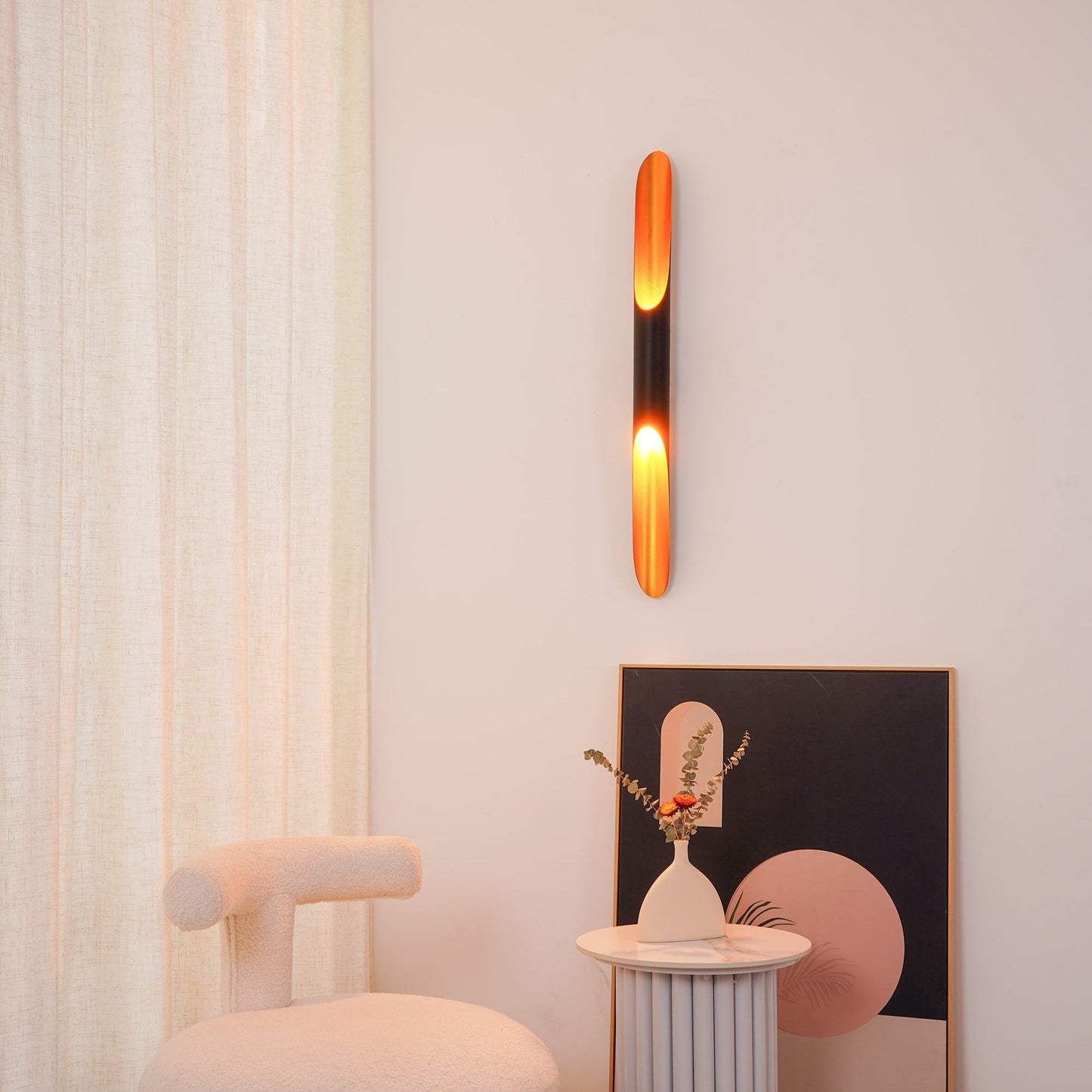 Postmodern vägglampa