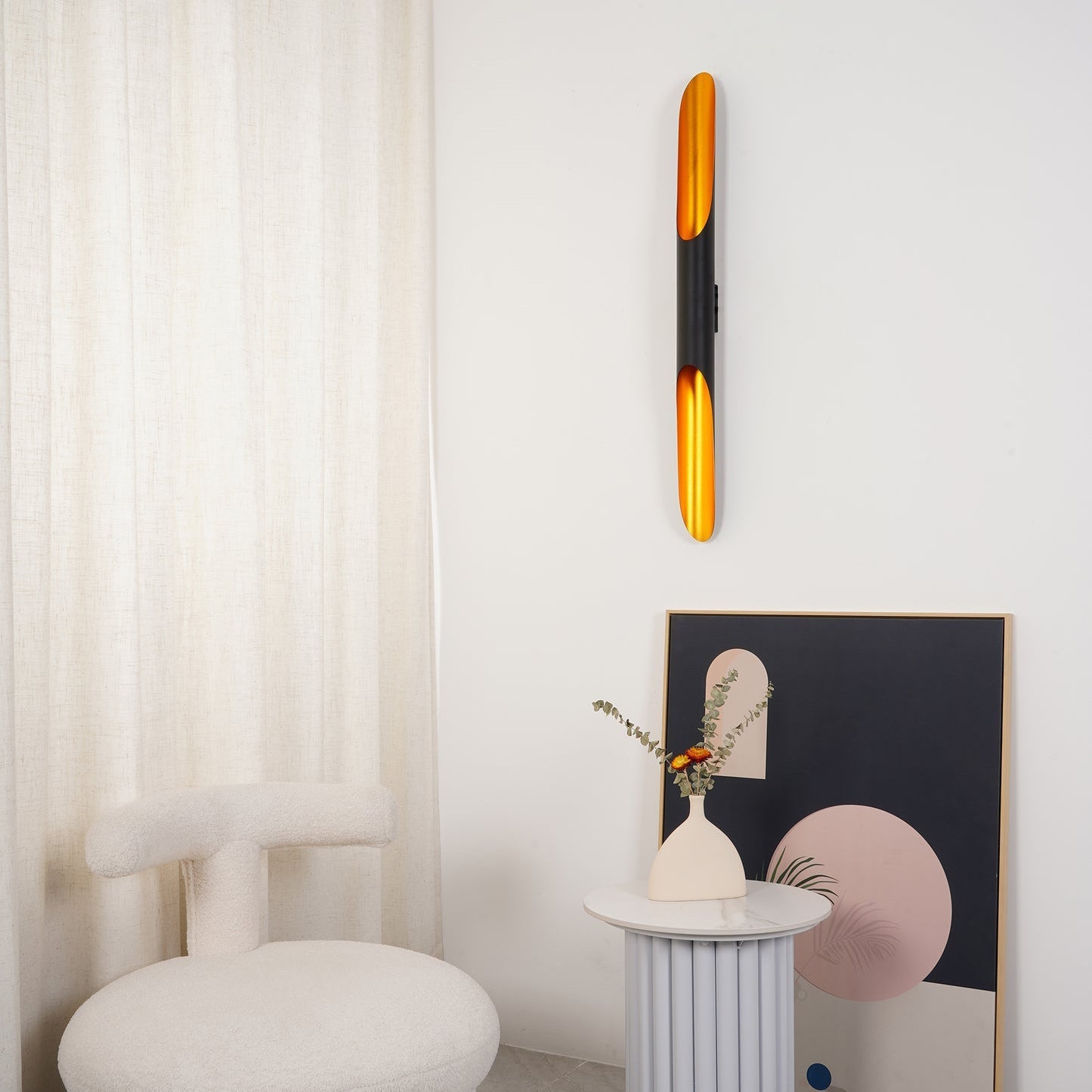 Postmodern vägglampa