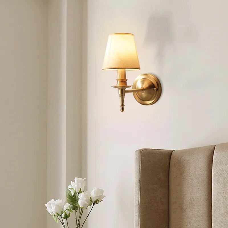 Vägglampa i koppar