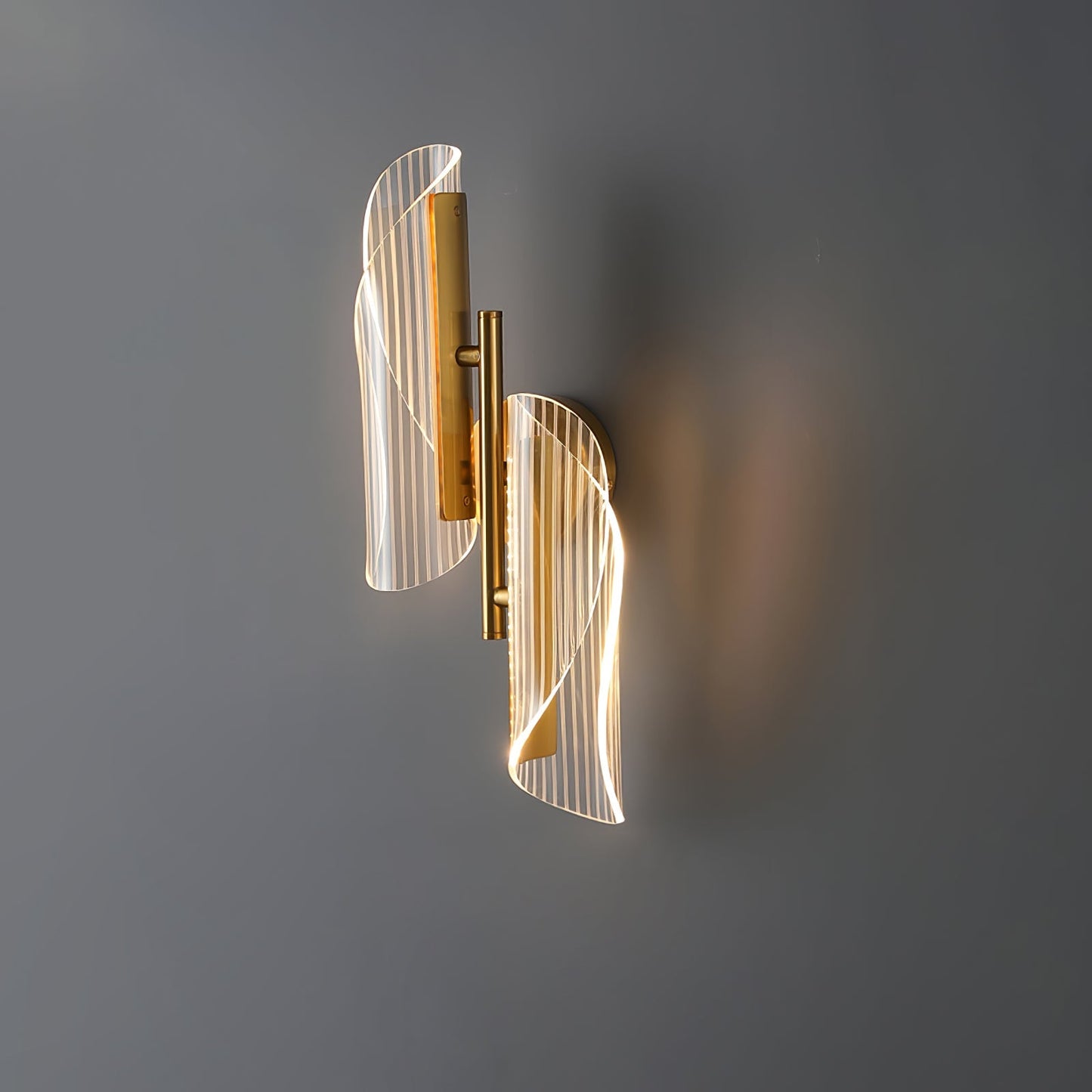 Vägglampa i kristallglas