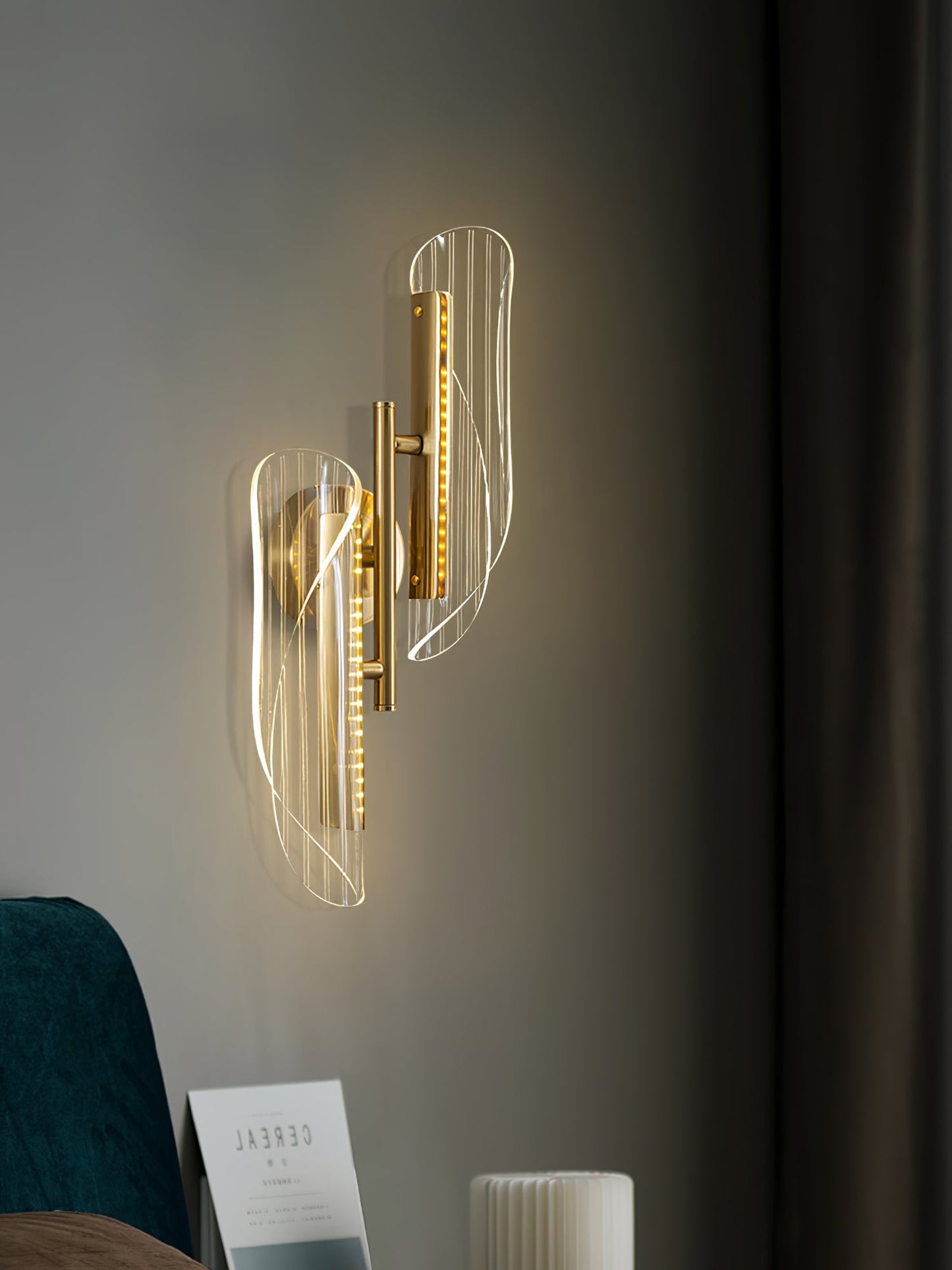 Vägglampa i kristallglas