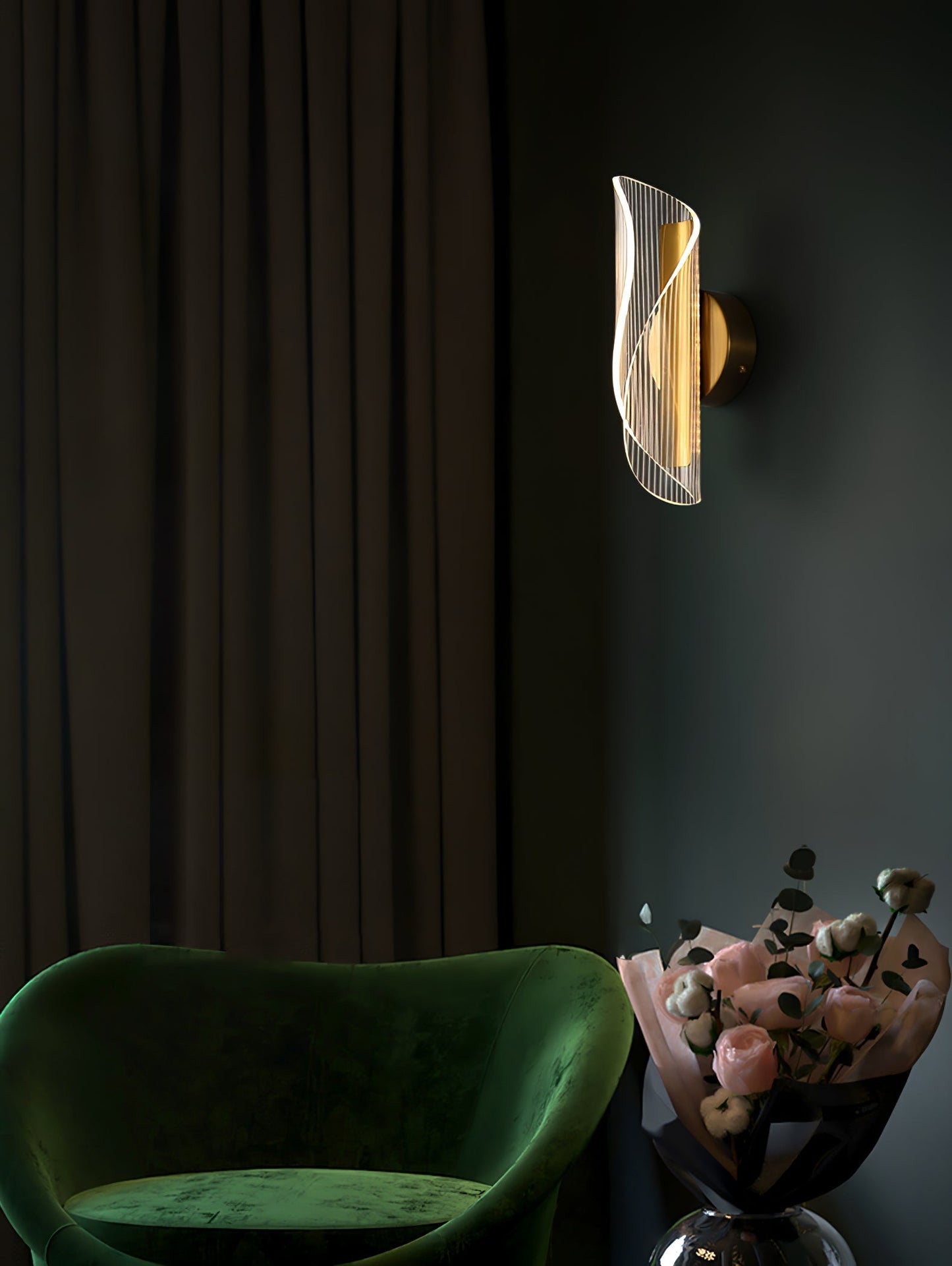 Vägglampa i kristallglas