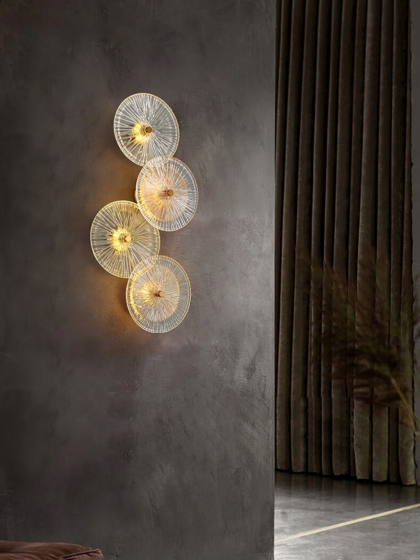Lotusformad vägglampa