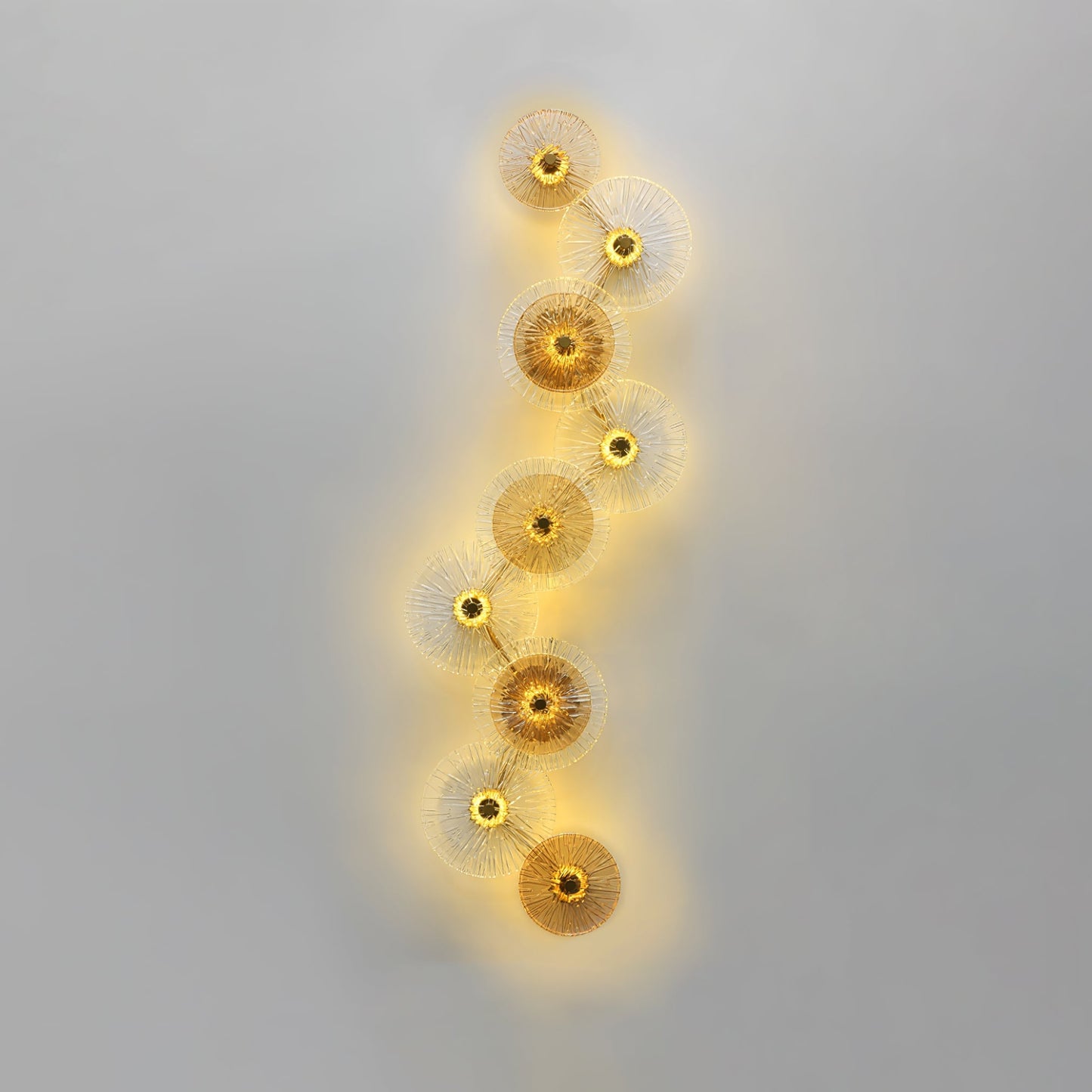 Lotusformad vägglampa