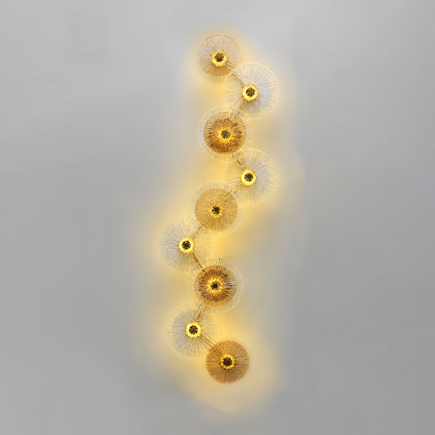 Lotusformad vägglampa