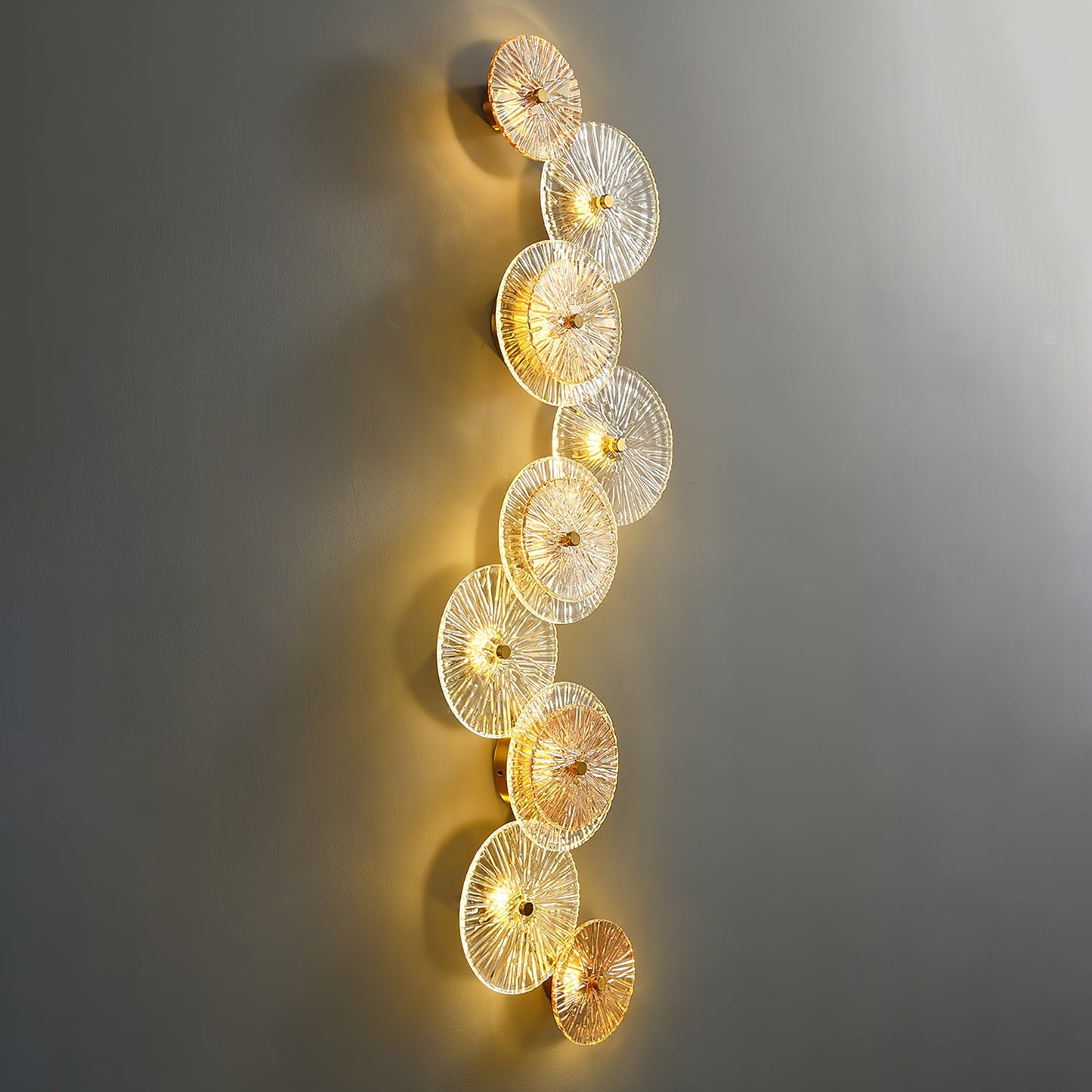 Lotusformad vägglampa