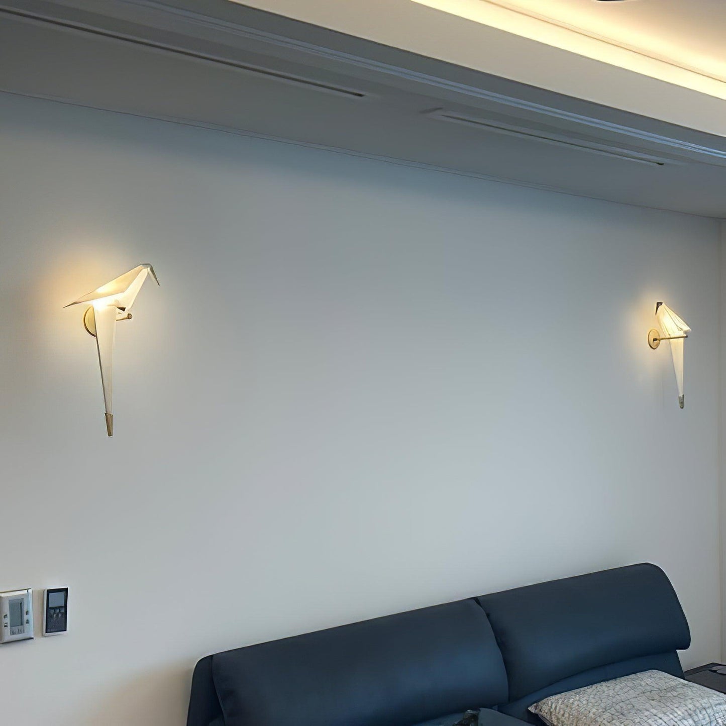 Vägglampa med fågelform