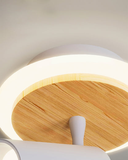 Vägglampa med justerbar spotlight