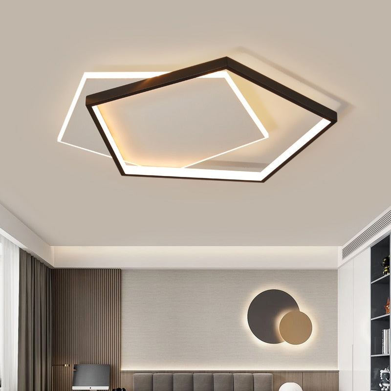 Taklampa med modern form