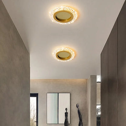 Taklampa med kristalldesign