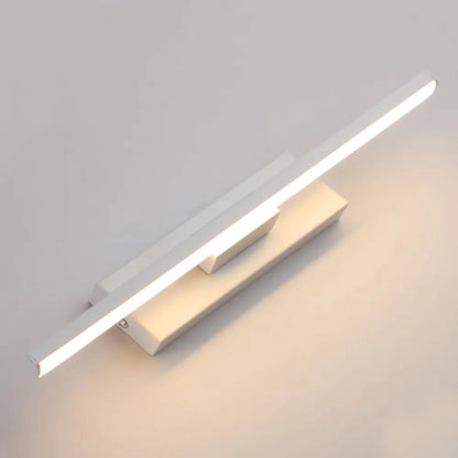 Nordisk vägglampa med stickpropp