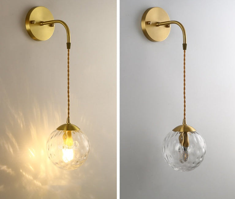 Nordisk vägglampa med glödlampa
