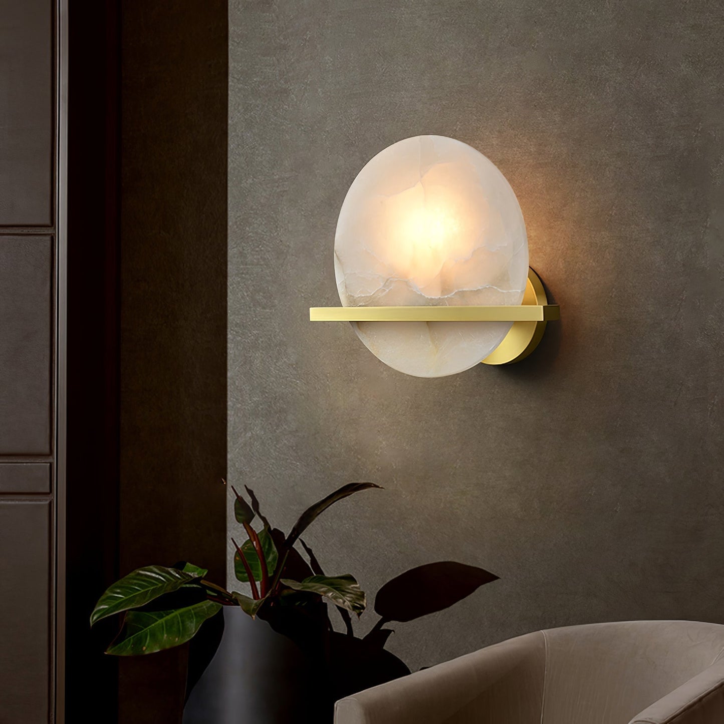 Vägglampa i marmor