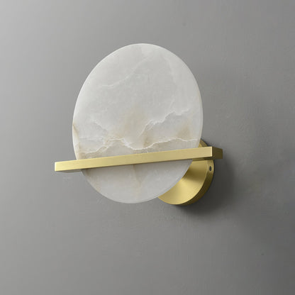 Vägglampa i marmor