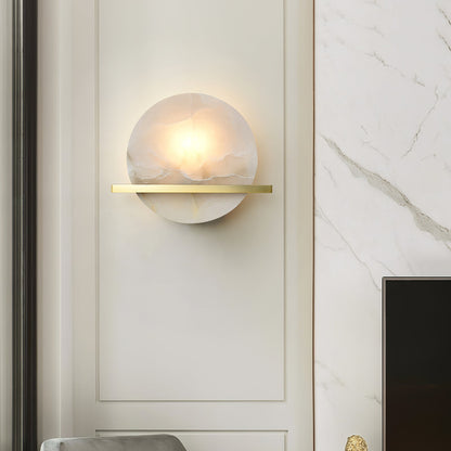 Vägglampa i marmor