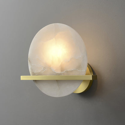 Vägglampa i marmor