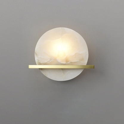 Vägglampa i marmor