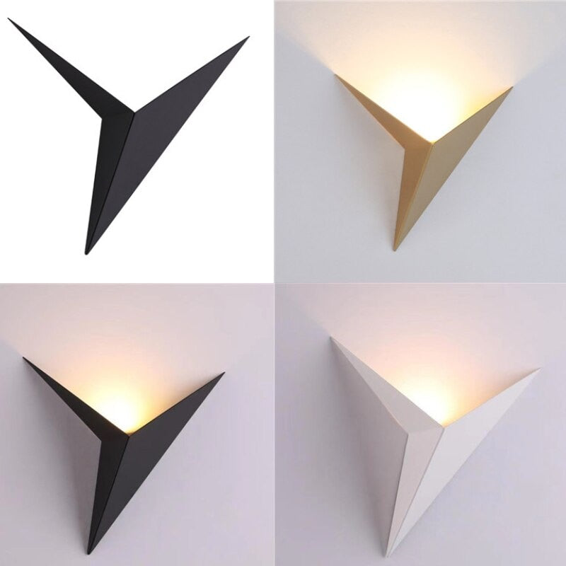 Triangel vägglampa