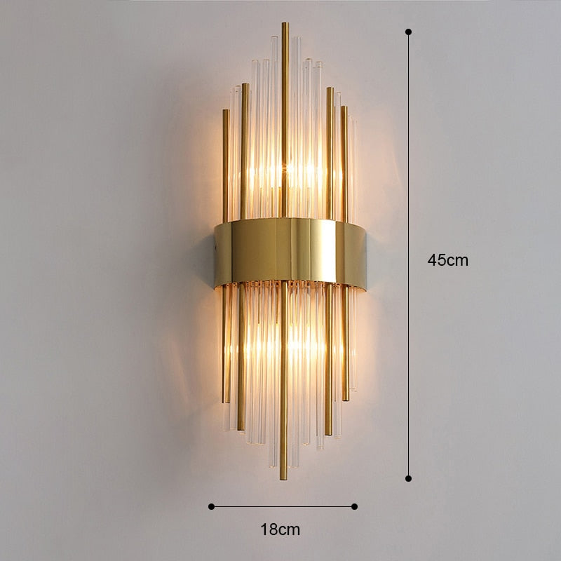 Vägglampa i guldkristall